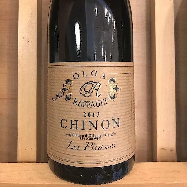 100% Cabernet Franc. Les Picasses is the most famous Chinon lieu-dit. It is a slope with full southern exposure and chalky clay-limestone soils, the combination resulting in fully ripened, structured wines. Vines are at least 50 years old and are worked organically and harvested by hand. Les Picasses is the fullest-bodied, most structured and most complex of the Raffault reds.